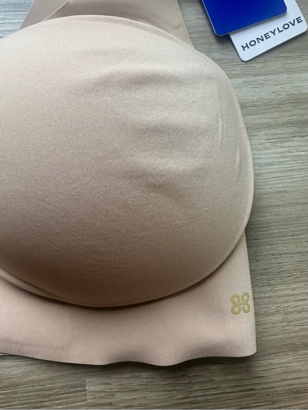 HoneyLove Softform Wireless Bra Color Sand - Picture 5 of 7